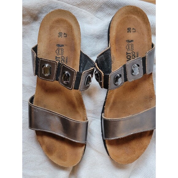 Naot Sandals Womens 7 / 38  Ashley‎ Leather Metallic Wedge Comfort Shoes EUC - Picture 1 of 8